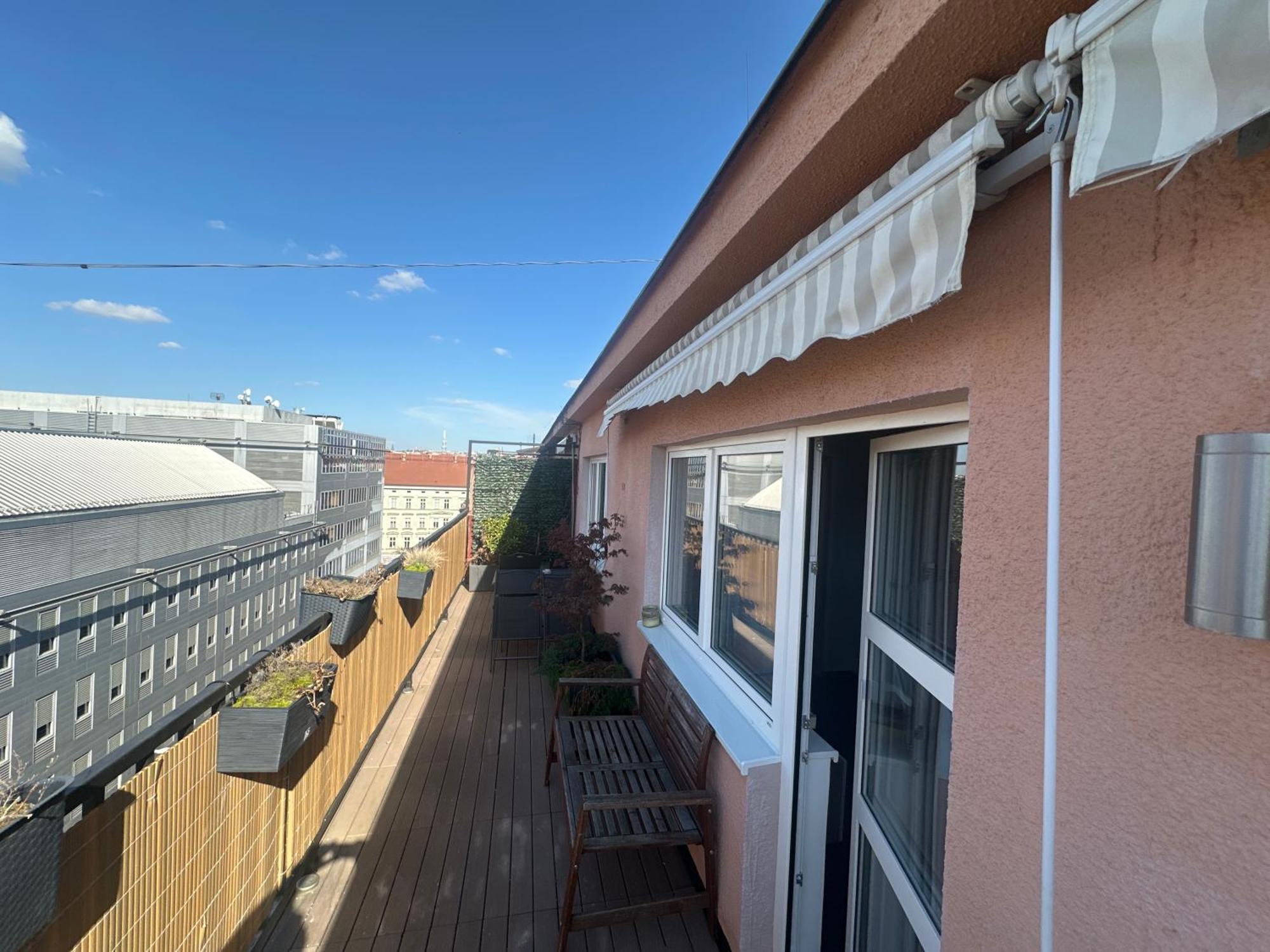 Andel Apartment With Terrace Praha Bagian luar foto
